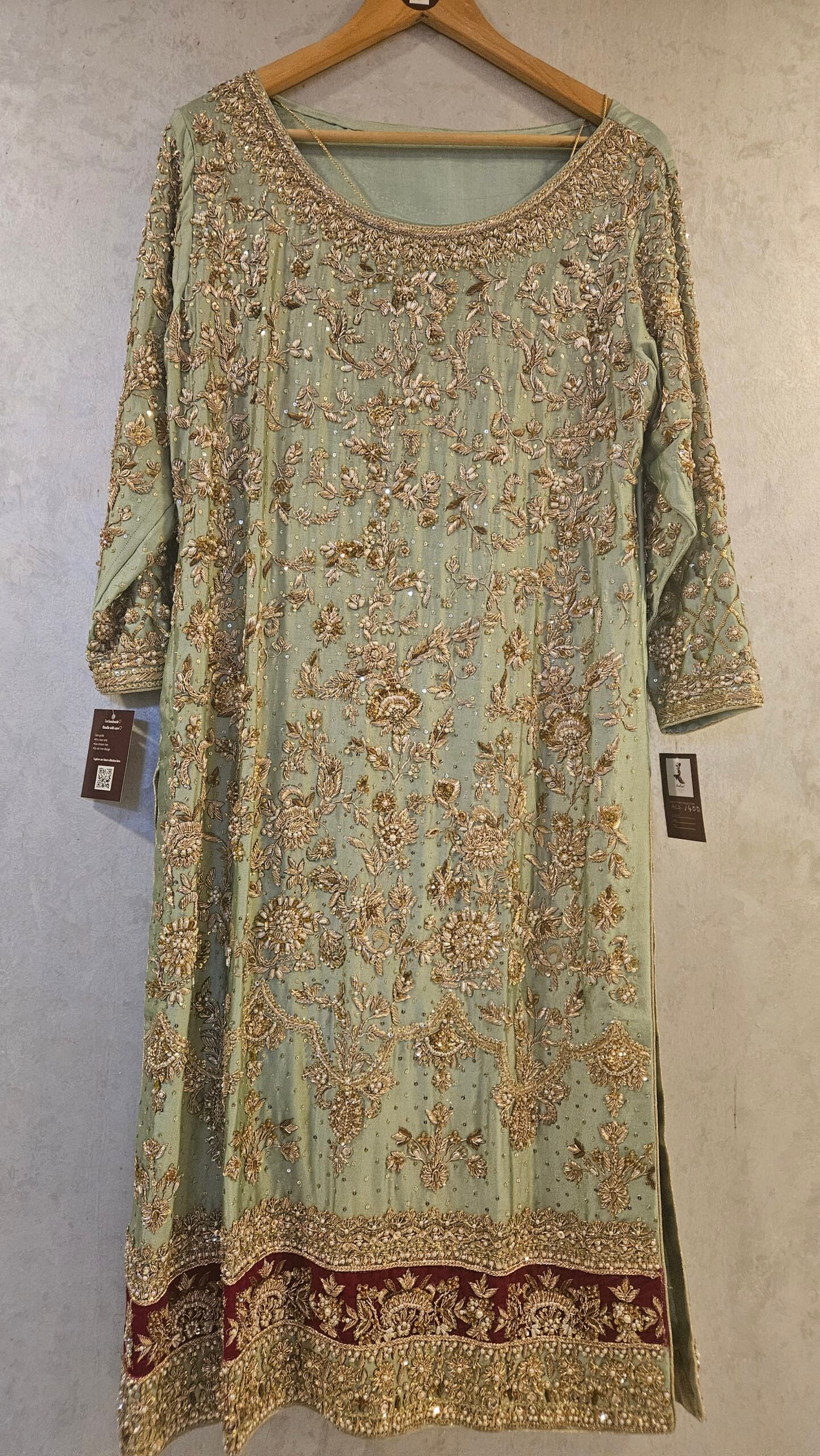 r4 (12) Afsane Feroza